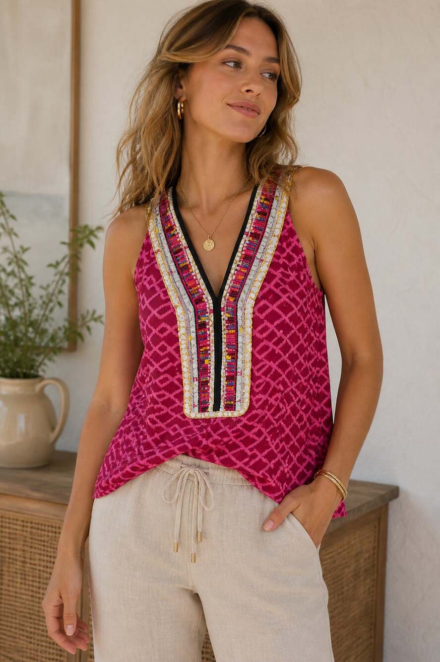 Akemi + Kin Anthropologie Pink Embroidered Linen Blend Boho Tank Top Small
